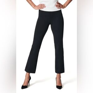 SPANX Shape EveryWear Kick Flare Jeans in Black Size M
